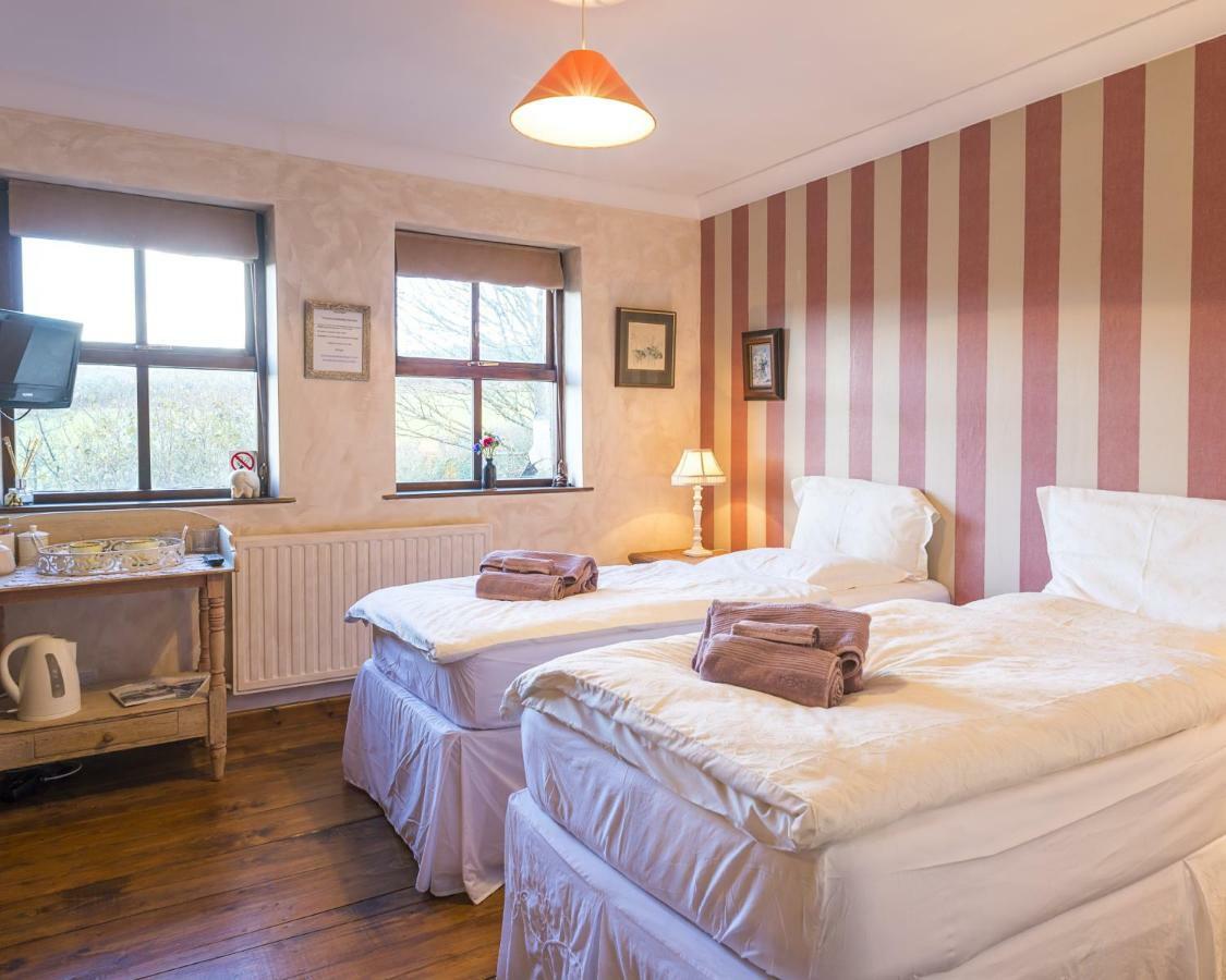 Sweetwater Farm Bed & Breakfast Penzance Bagian luar foto